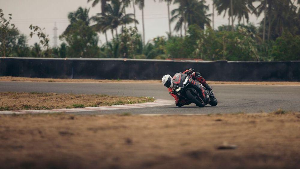 Discover the Secrets of Traction Tyres and Grip Tyres