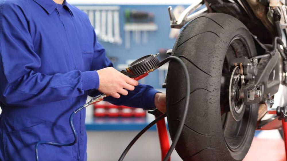 Overinflated bike tyres and Underinflated bike tyres: Risks and Impacts